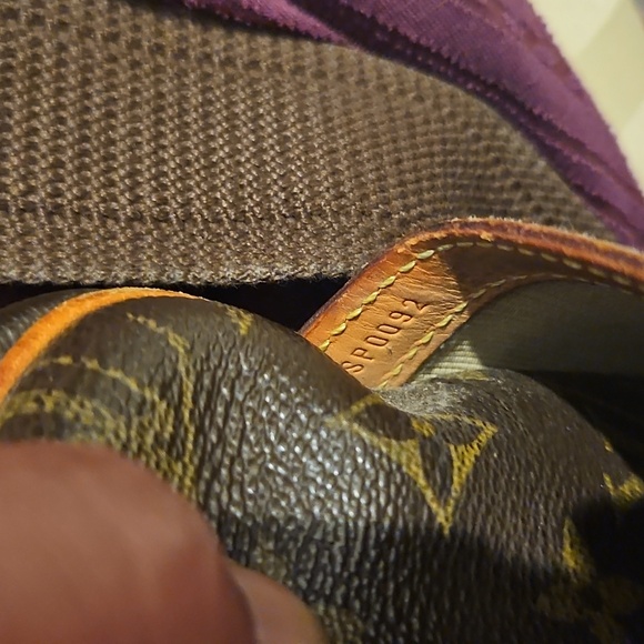 Louis Vuitton GM Bag - Picture 13 of 13